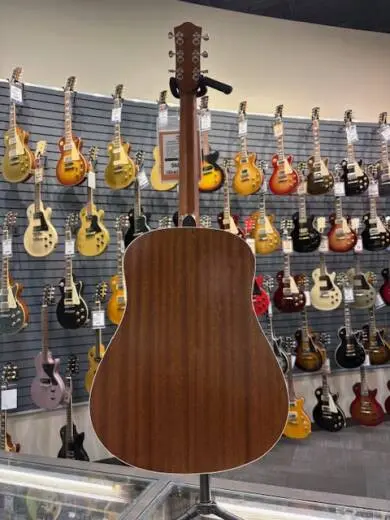 Godin Guitars - G48502 2